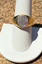 Load image into Gallery viewer, A Signet Ring
